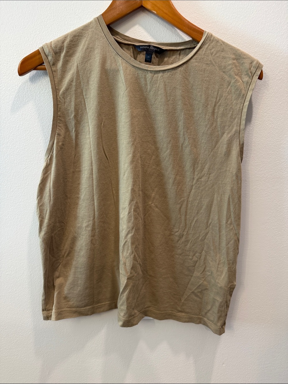 Banana Republic Sleeveless Tee in Tan Sz M